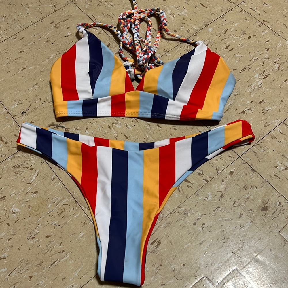 Two piece bikini set